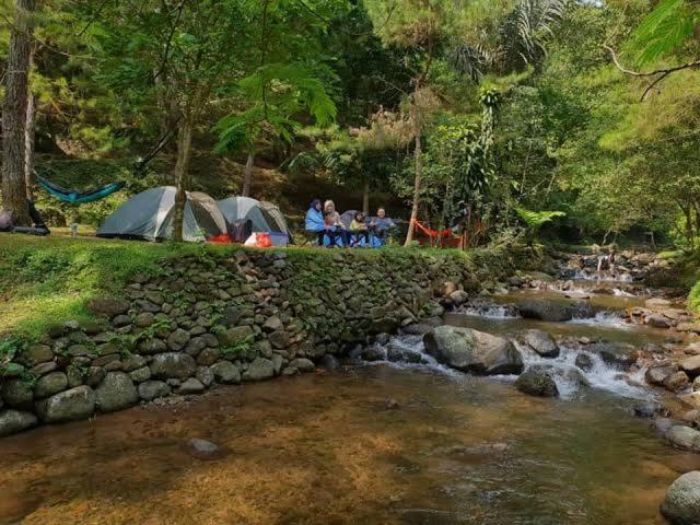 Tapian Ratu Camp Real Букиттинги Экстерьер фото